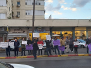 بالفيديو: وقفة احتجاجية لأهالي مدينة يافا ضد شركة العميدار وسياساتها